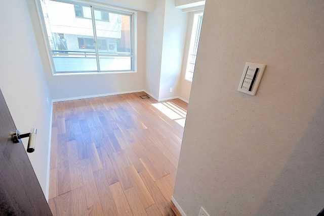 麻布東町マンション 洋室２