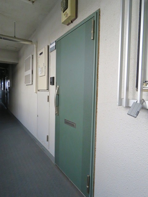 戸山ハイツ　玄関扉