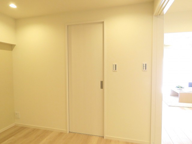 戸山ハイツ　洋室