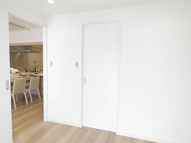 戸山ハイツ　洋室