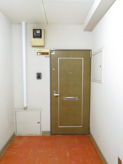 エクセル旗の台　玄関扉