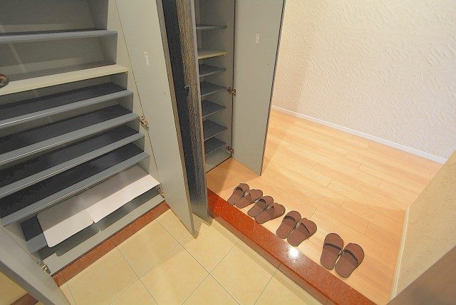 目黒ガーデンハイツ 玄関