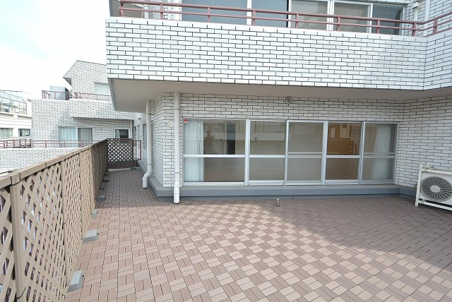 GSハイム都立大 ルーフバルコニー