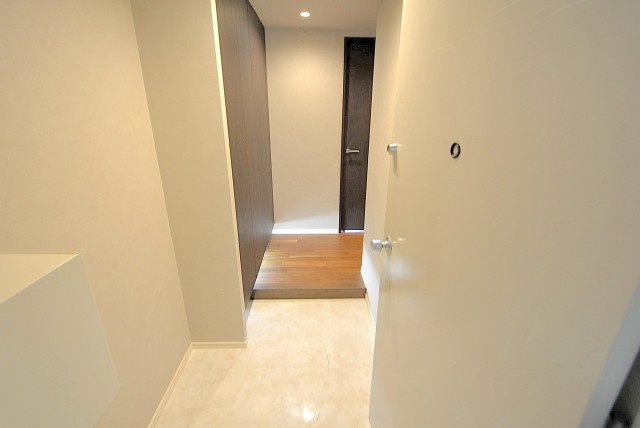 麻布東町マンション 玄関