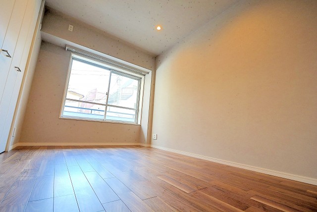 麻布東町マンション 洋室１