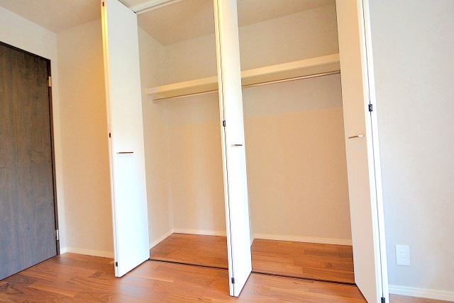 麻布東町マンション 洋室１