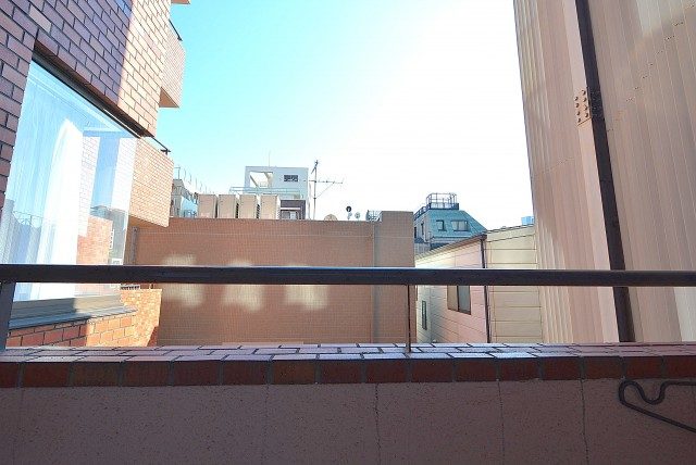 南青山ユニハイツ バルコニー