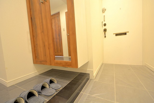 麻布十番ハイツ 玄関