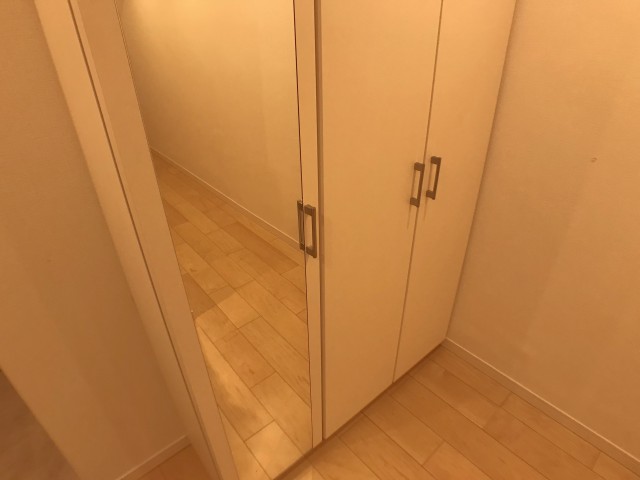 ライオンズマンション中野弥生町 玄関