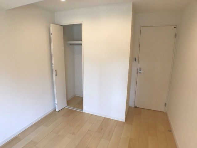 ライオンズマンション中野弥生町 洋室②