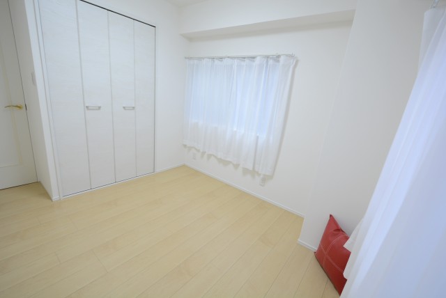 ライオンズマンショングリーン白金 洋室5_5