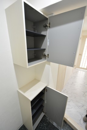 日生住宅目黒マンション 玄関