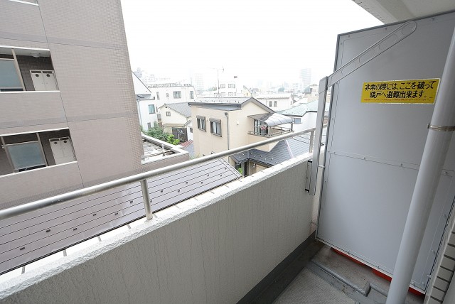 プチモンド目白 バルコニー