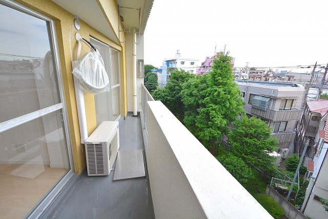 ウエスト経堂マンション バルコニー