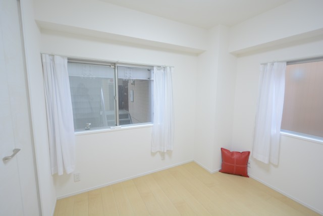 ライオンズマンショングリーン白金 洋室5_5