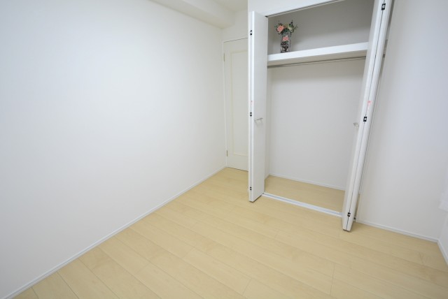 ライオンズマンショングリーン白金 洋室5_5