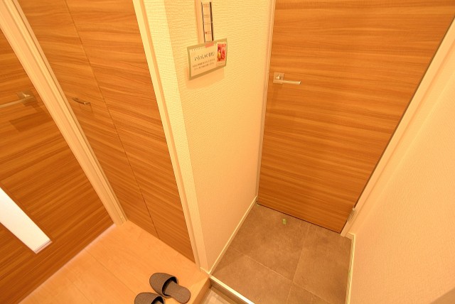 ウエスト経堂マンション 玄関