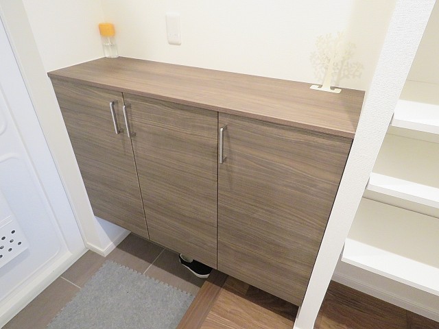 秀和奥沢レジデンス　シューズBOX