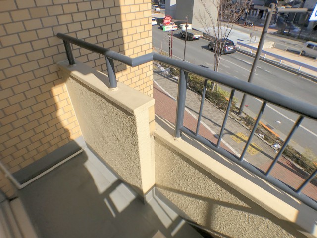 ライオンズマンション中野弥生町 バルコニー