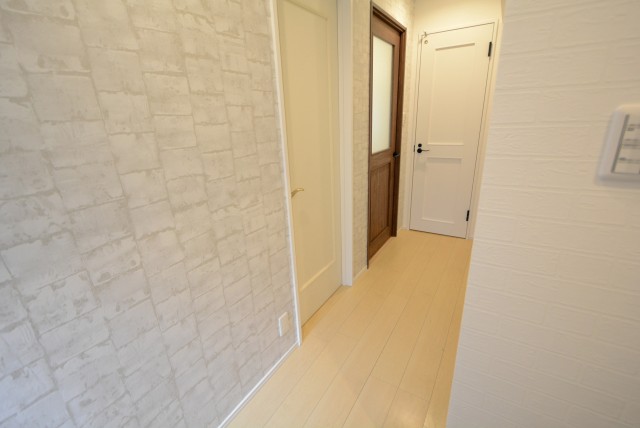 ライオンズマンショングリーン白金 玄関