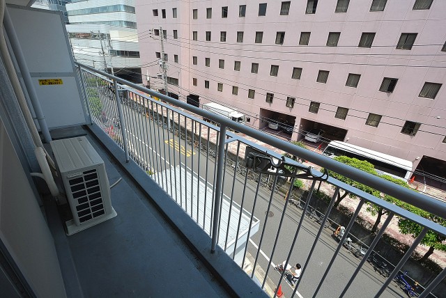 西新宿ハイツ バルコニー