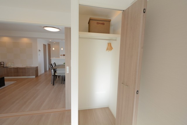 日商岩井田園調布マンション 洋室２