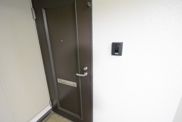 メナー代田 　玄関