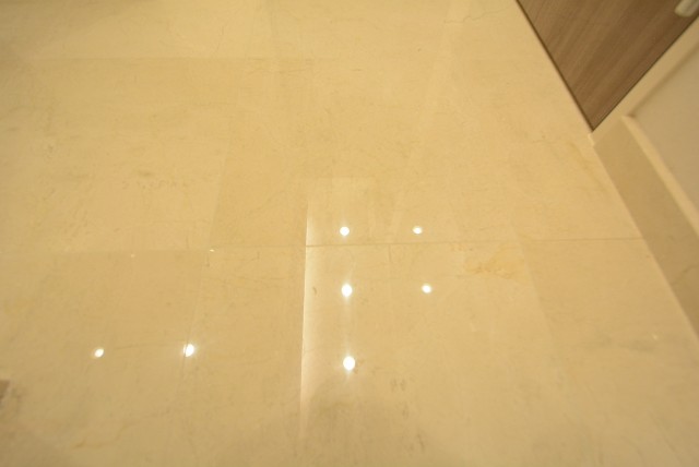 シャンボール原宿 玄関