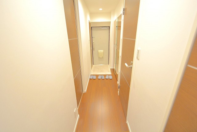 西新宿ハイツ 玄関