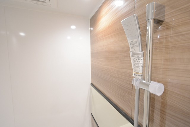 秀和椎名町レジデンス バス