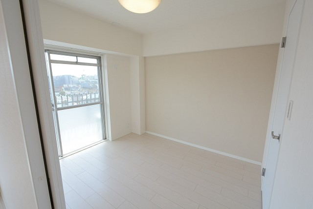 秀和椎名町レジデンス 洋室②