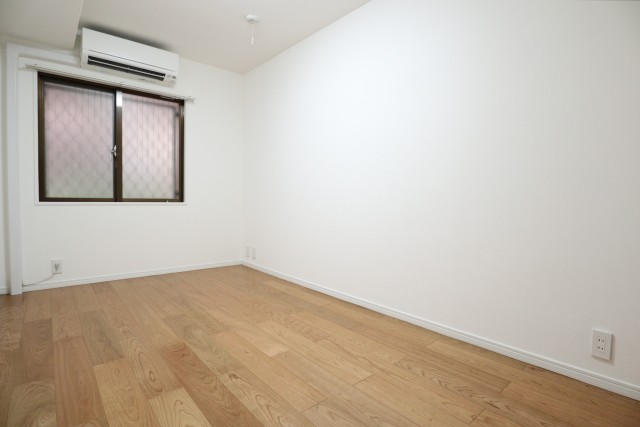 レジオン祐天寺 洋室２