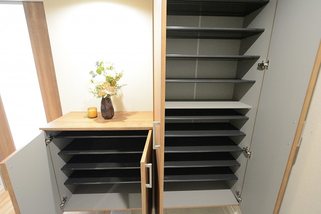 自由が丘ハイタウン 玄関