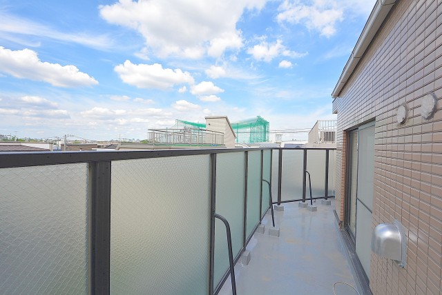 マイキャッスル馬事公苑 バルコニー北