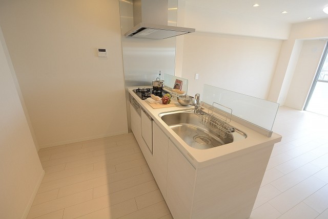 秀和椎名町レジデンス キッチン