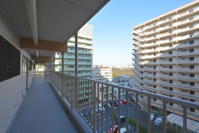 ライオンズマンション大森 外廊下