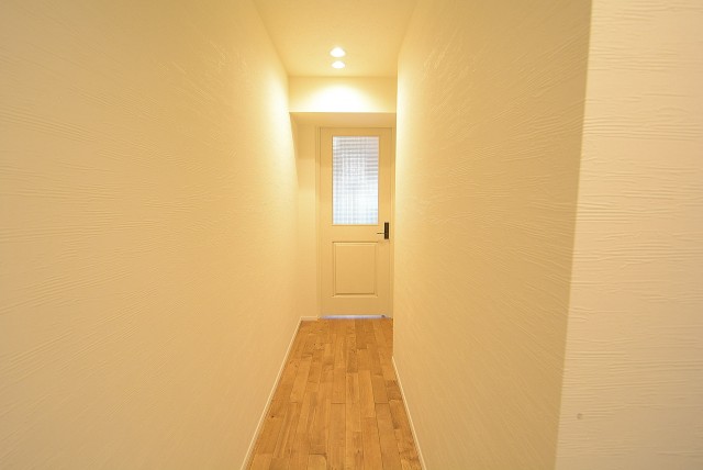 日商岩井田園調布マンション　廊下