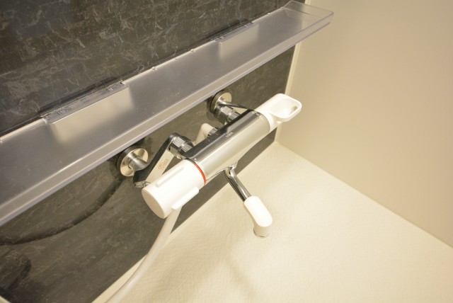 明大前フラワーマンション 浴室