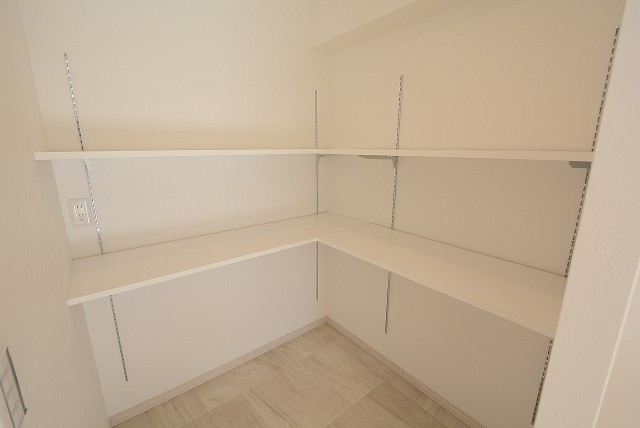 メナー代田 　パントリー