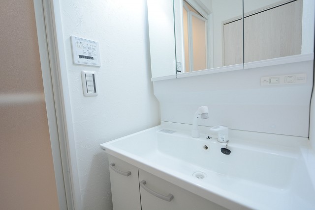 メナー代田 　洗面