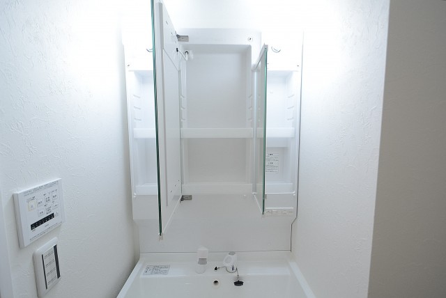 メナー代田 　洗面