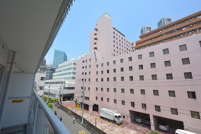 西新宿ハイツ バルコニー