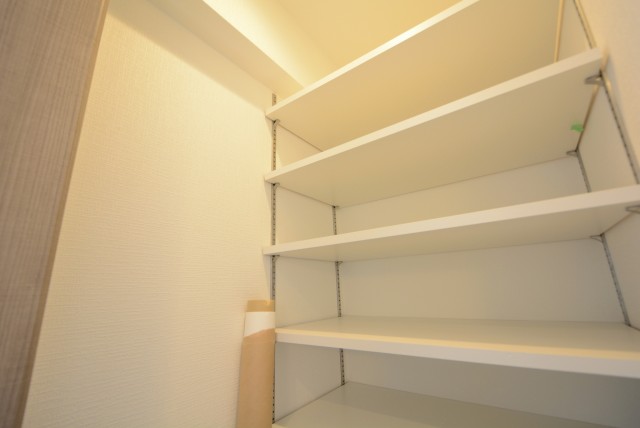 日商岩井田園調布マンション (17)玄関