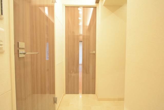 シャンボール原宿 玄関