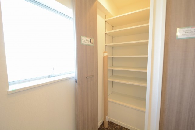 日商岩井田園調布マンション (15)玄関