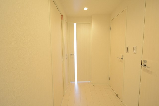 秀和椎名町レジデンス 玄関