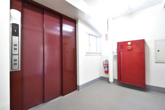 カサベルド富士見 玄関