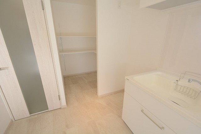 メナー代田 　パントリー