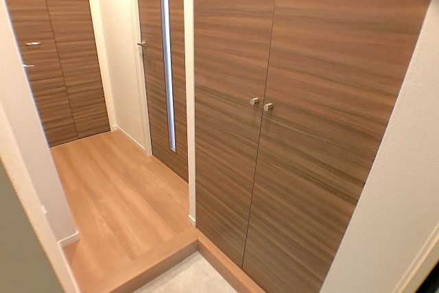 エントピア五月園 玄関