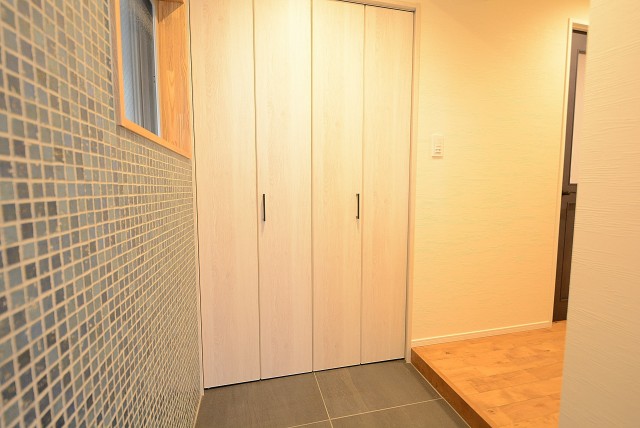 日商岩井田園調布マンション　玄関